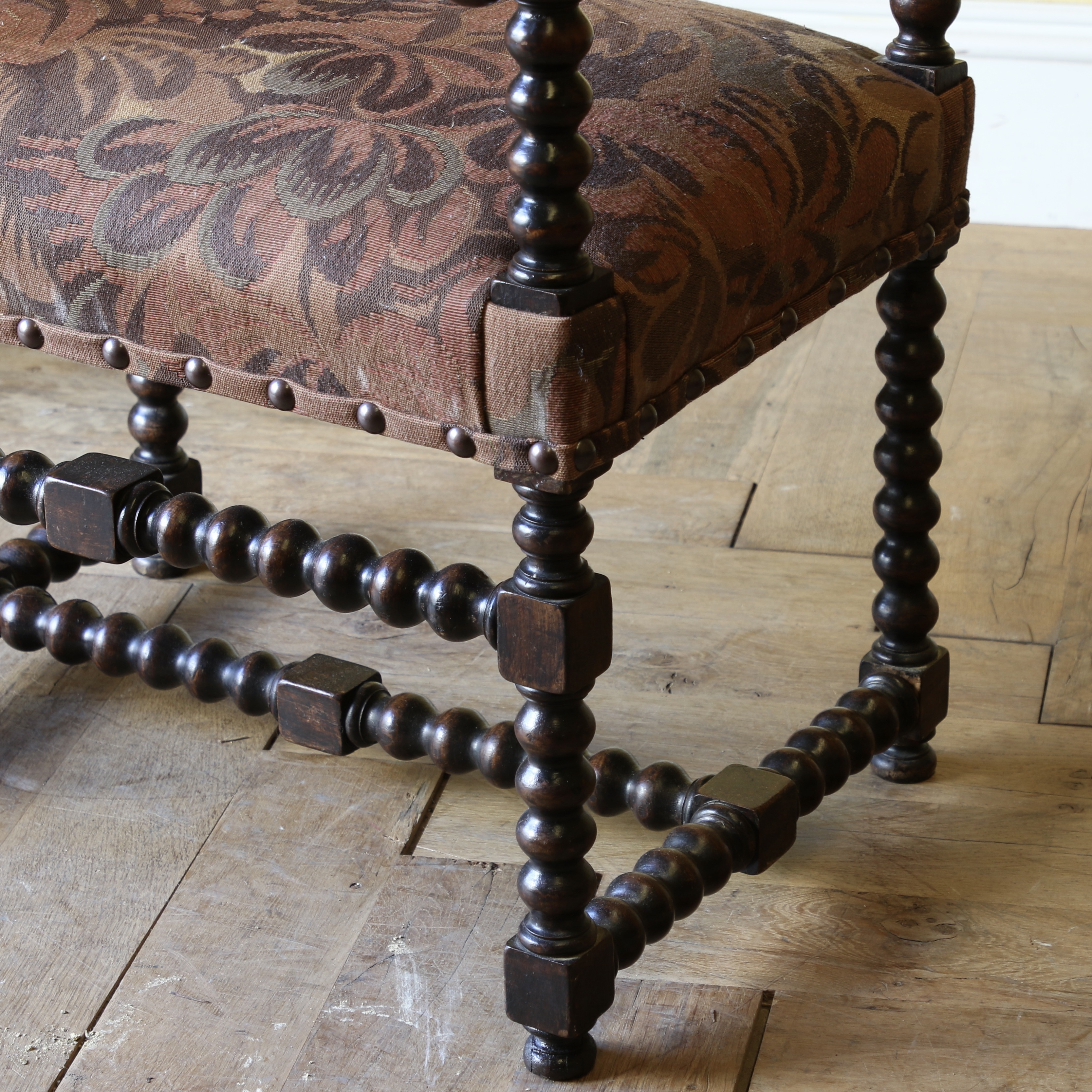Bobbin Chair